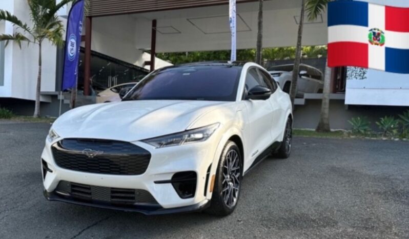 Usado 2021 Ford Explorer lleno